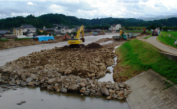 大分県日田市・花月川　河川復旧工事