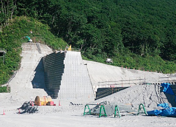 鳥取県・大山の砂防堰堤工事